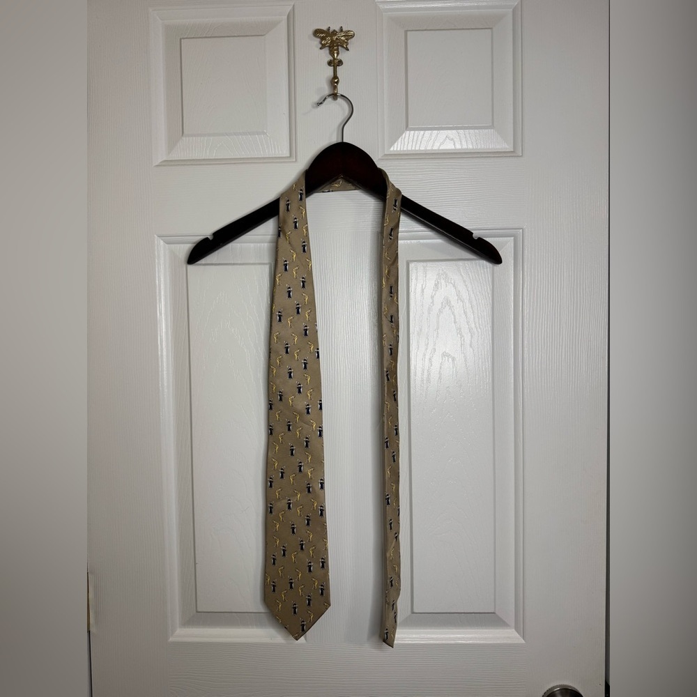 ALYNN, golf necktie, excellent used condition, “An Easy Putt”